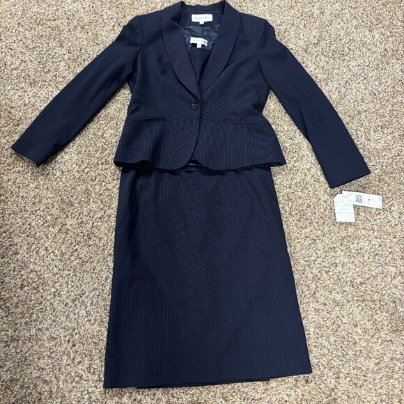 NWT: Jones of New York Swing Time 3PC Suit - Women's Size 10 - 1823